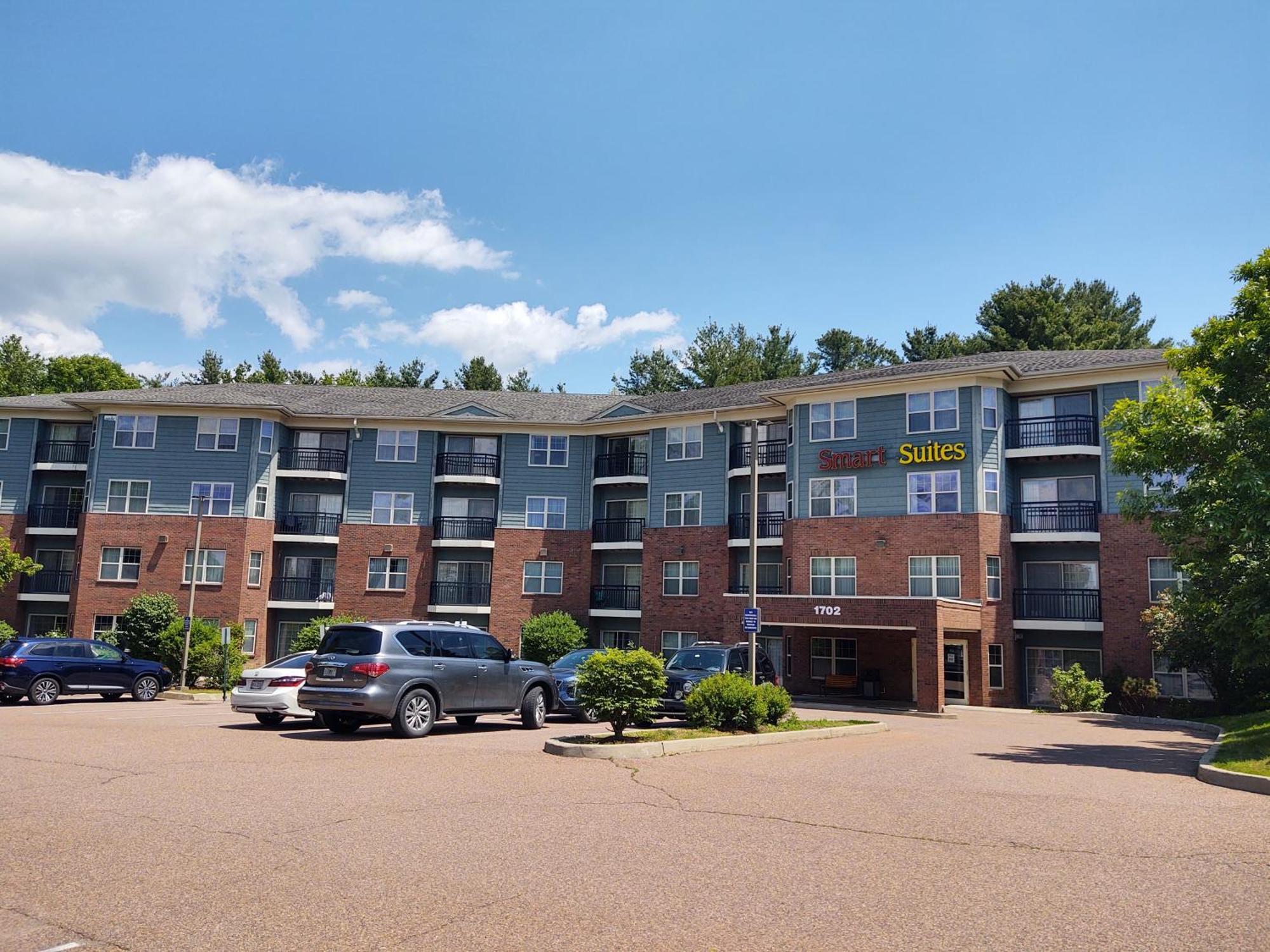 Smart Suites On The Hill South Burlington Esterno foto